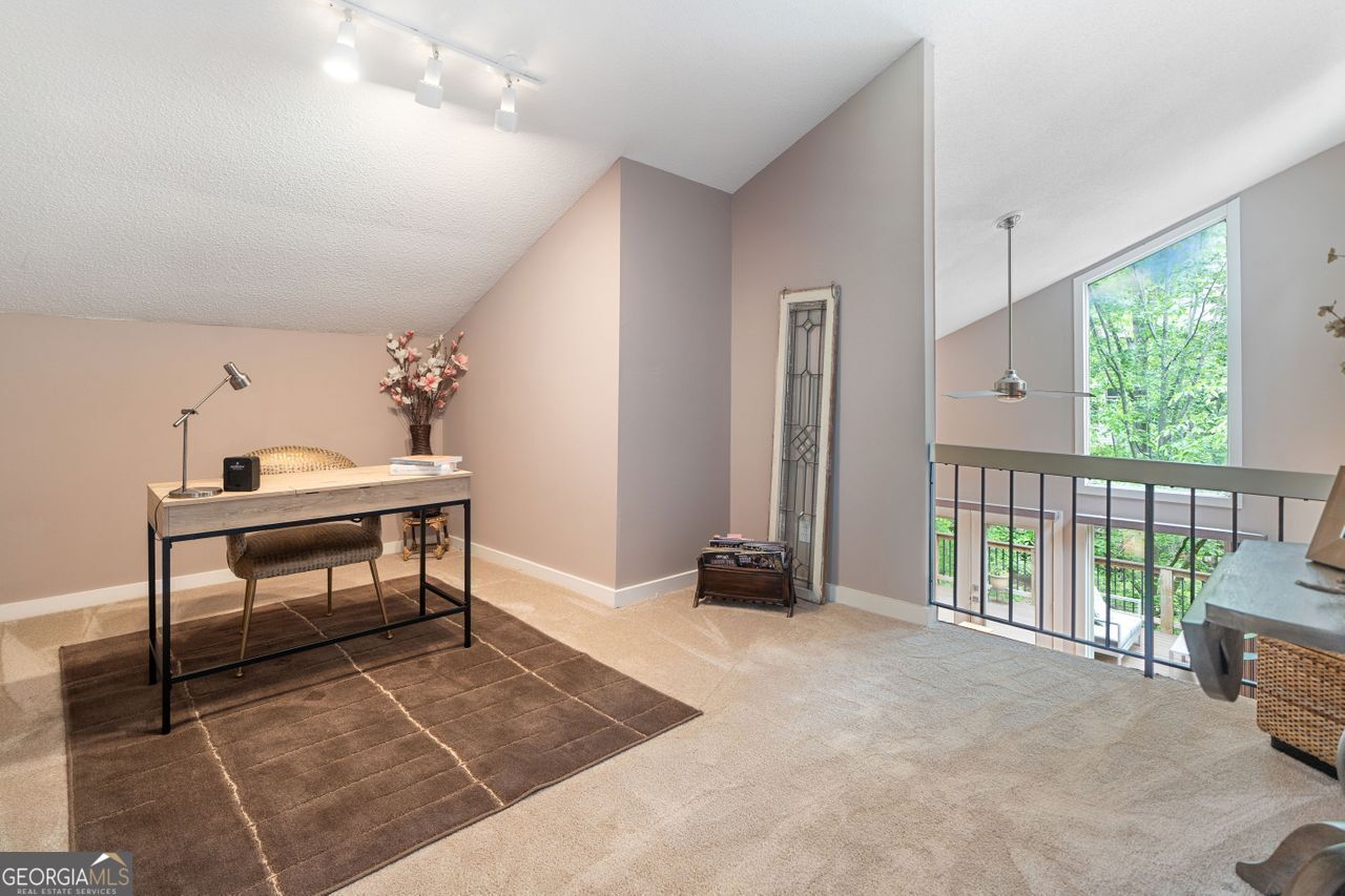 Willow Point - Residential