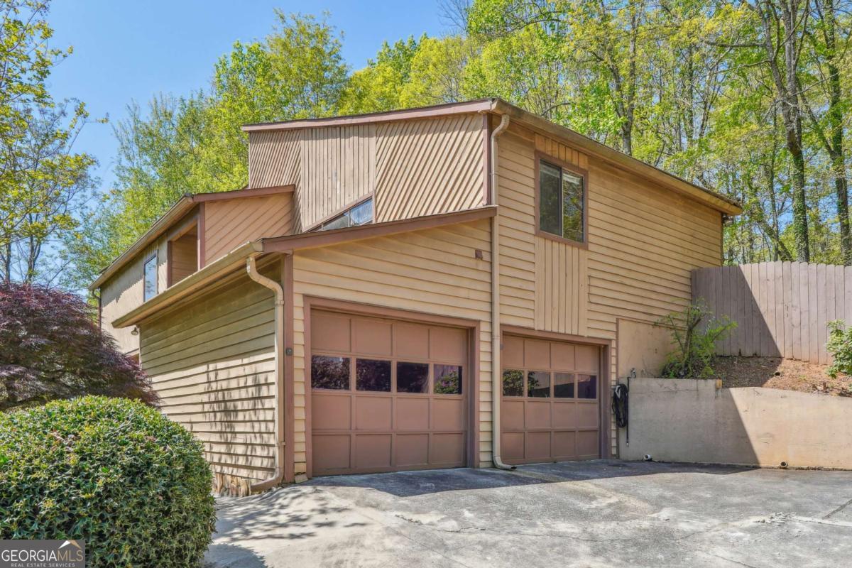 Willow Point - Residential