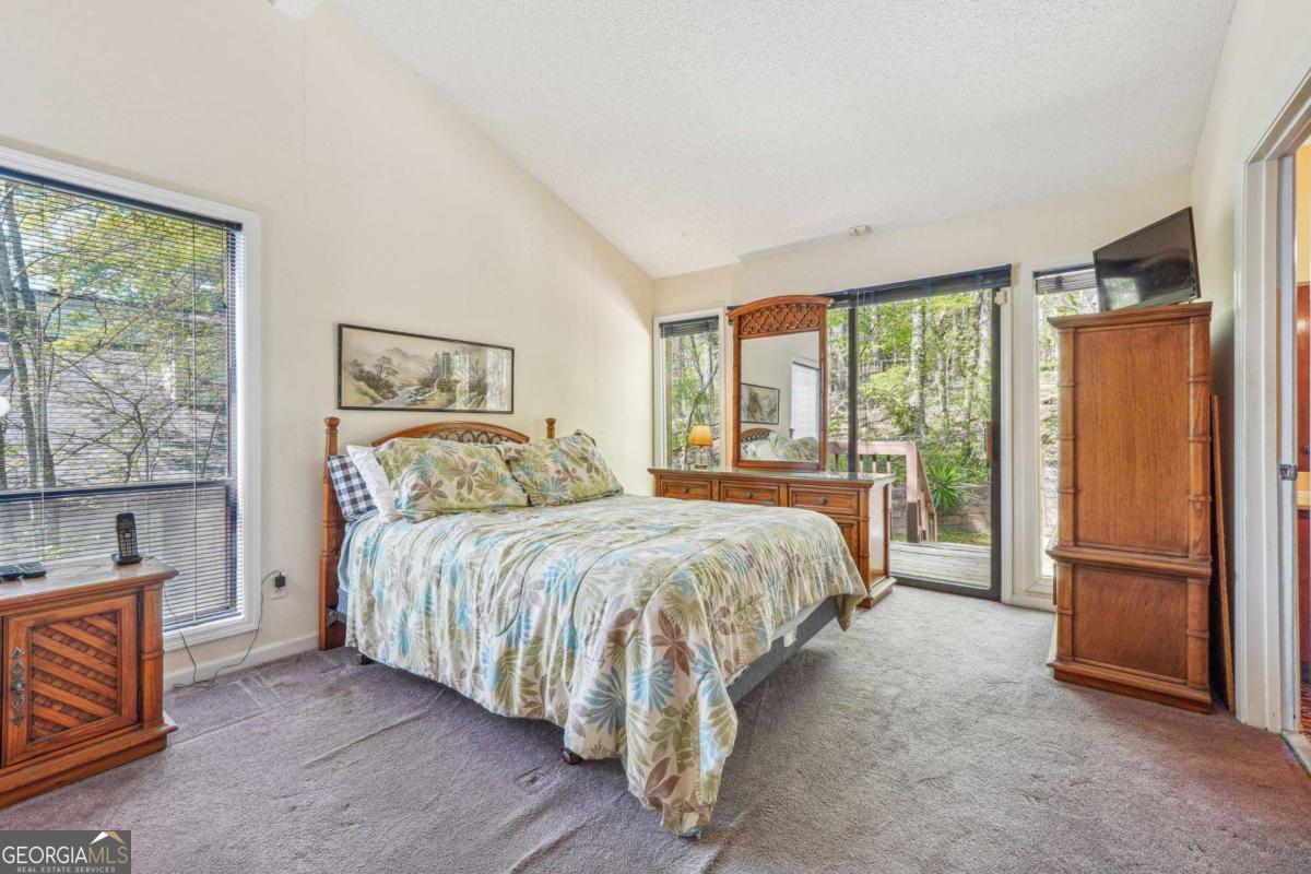 Willow Point - Residential