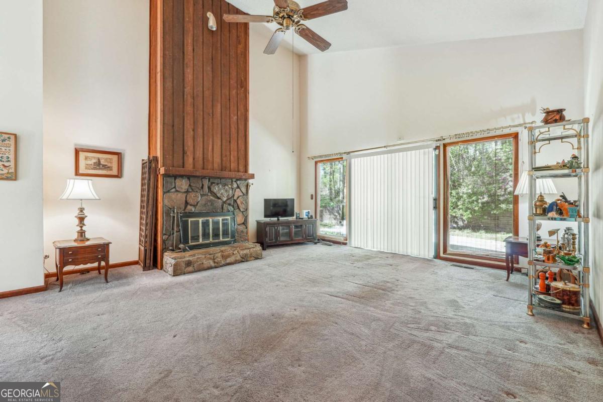 Willow Point - Residential