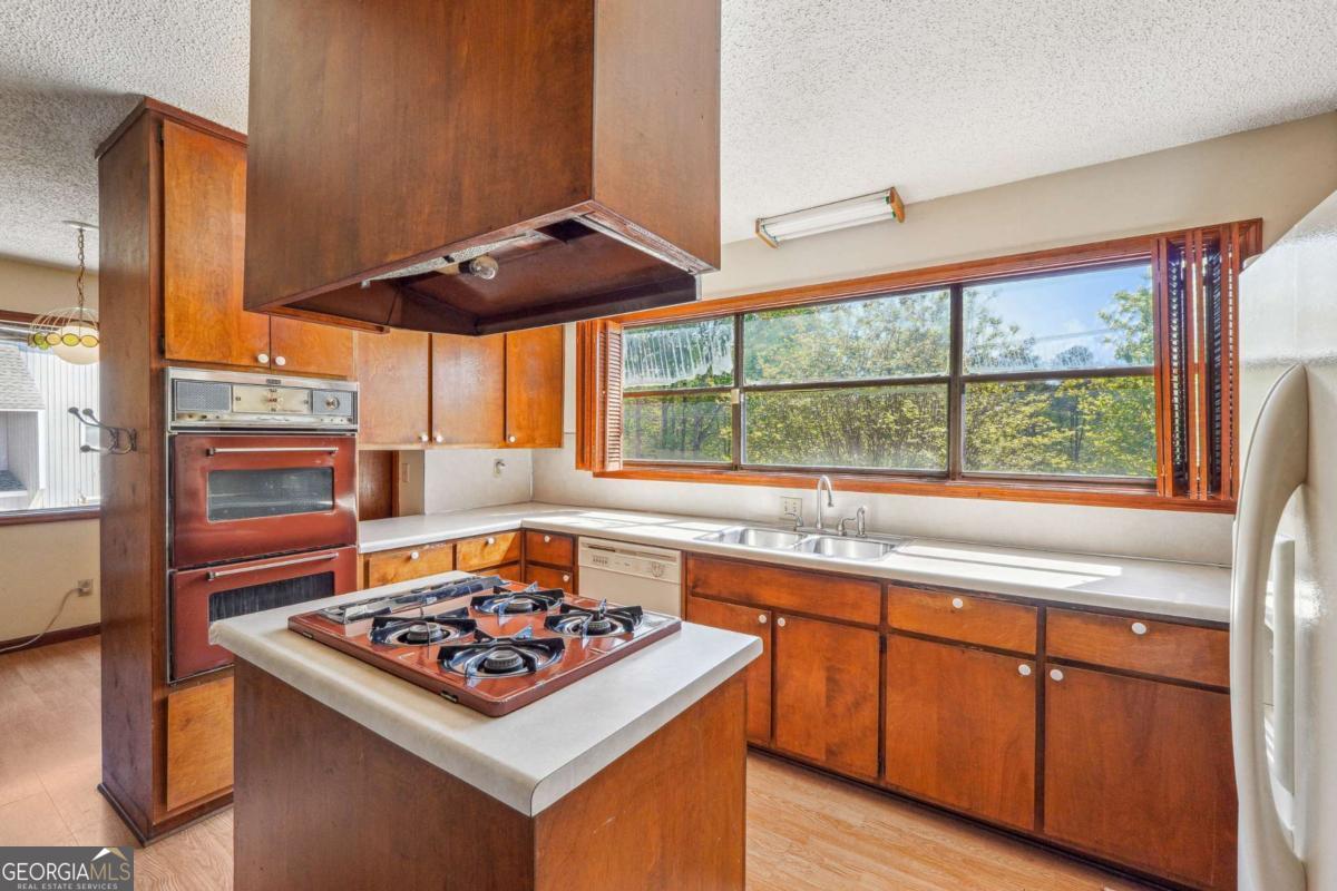 Willow Point - Residential