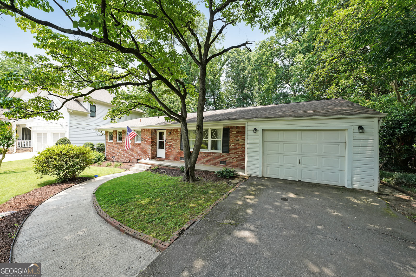 2394 Burch CIR NE