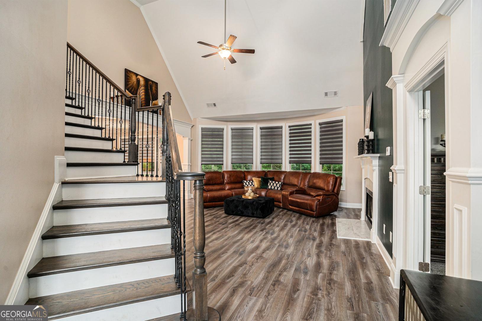 2700 Morgan CT
