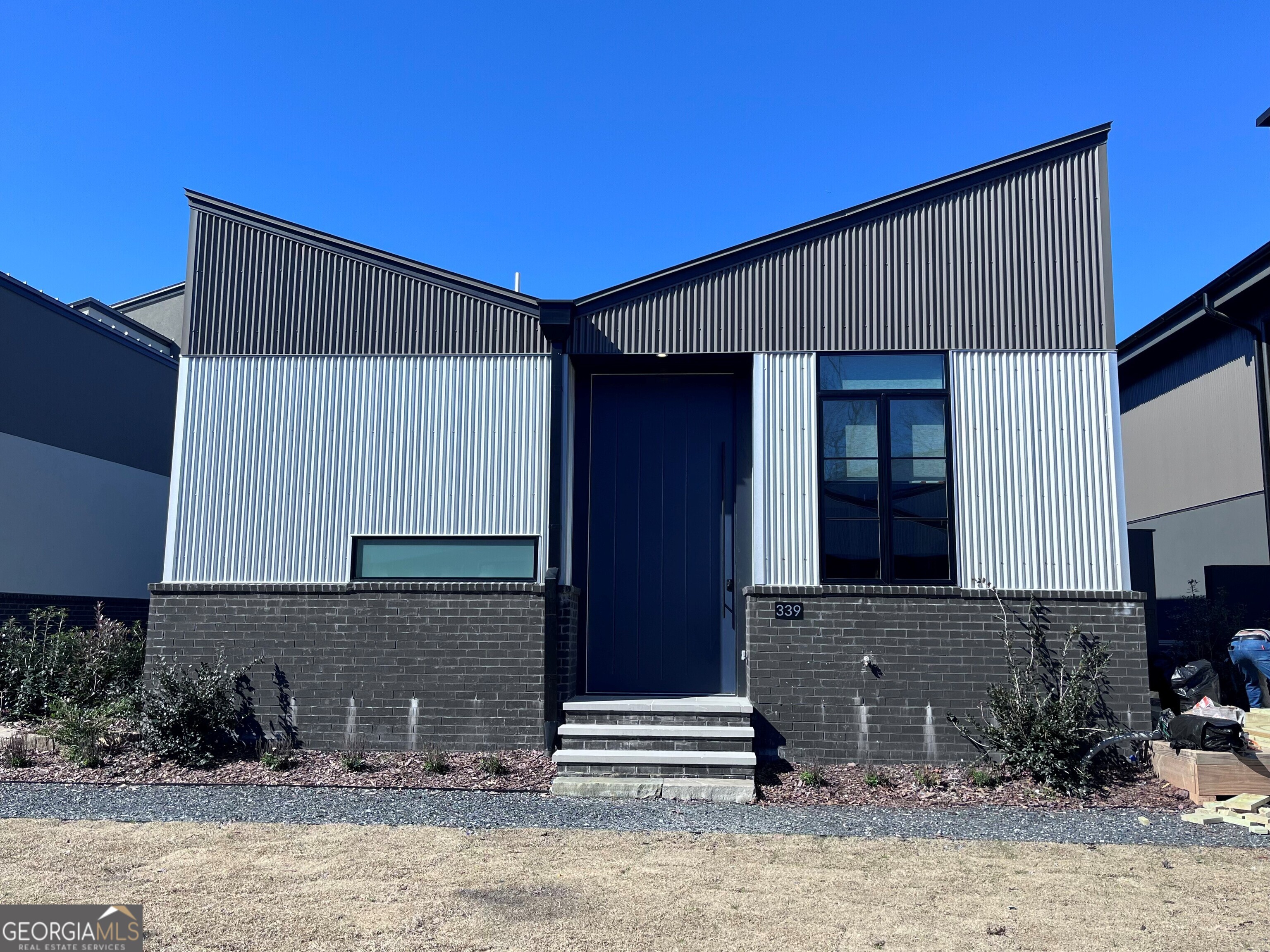 339 High ST