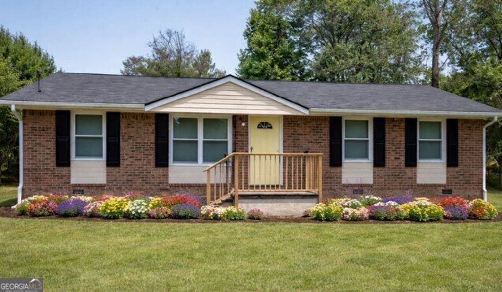 Photo of 9000 Cornell Drive, Jonesboro, GA 30238 (MLS # 10707277)