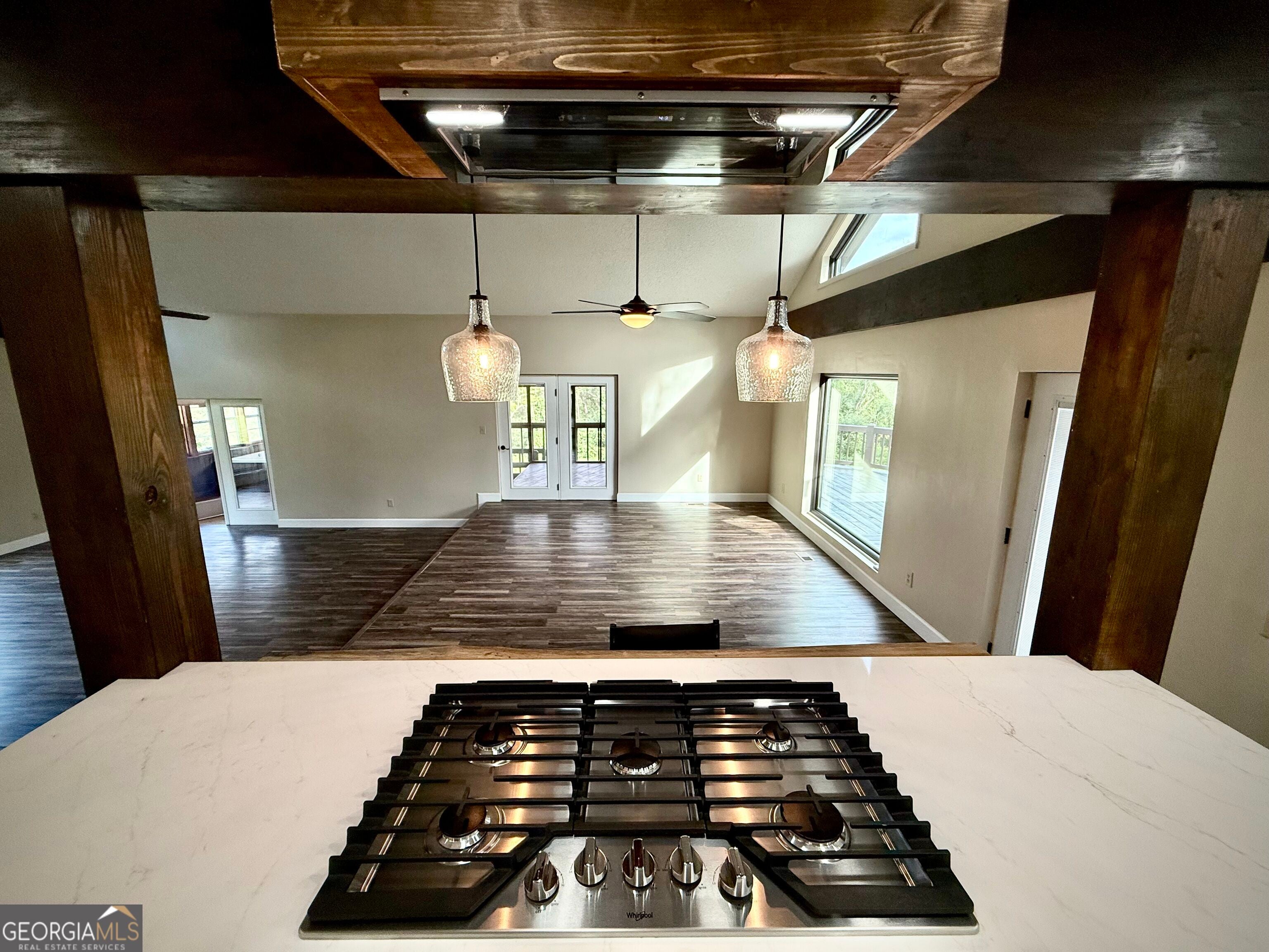 38 Swann Lake RD