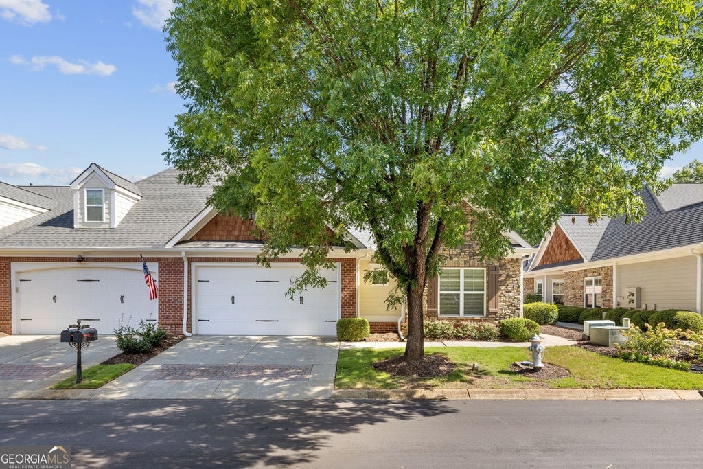 Photo of 12100 Seasons Trace, Alpharetta, GA 30004 (MLS # 10829401)