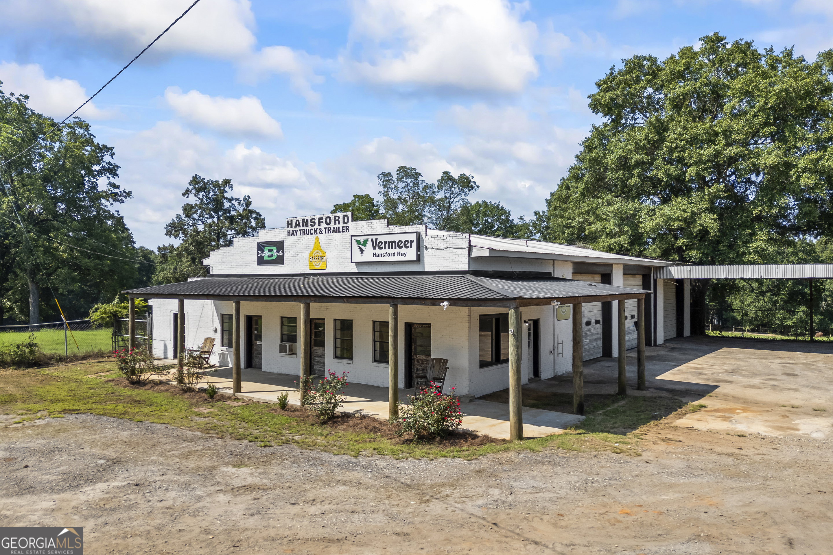 557 W Main ST