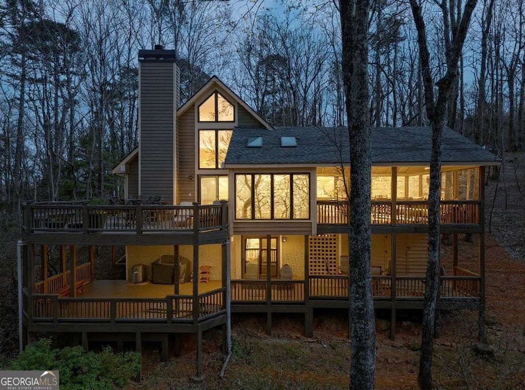 Photo of 115 Chestnut Oak Point, Big Canoe, GA 30143 (MLS # 10725331)