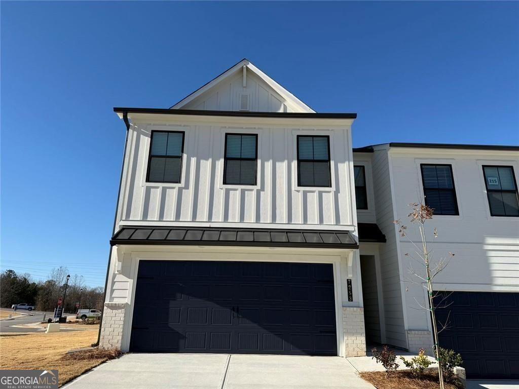 Photo of 7253 Mulberry Trace Lane, Flowery Branch, GA 30542 (MLS # 10698074)