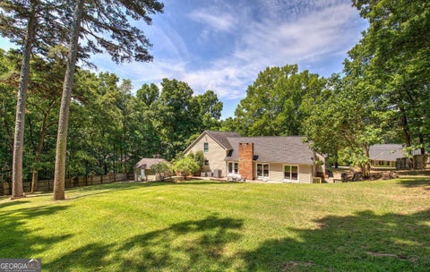 Photo of 224 Shadowood Drive SE, Calhoun, GA 30701 (MLS # 10771480)