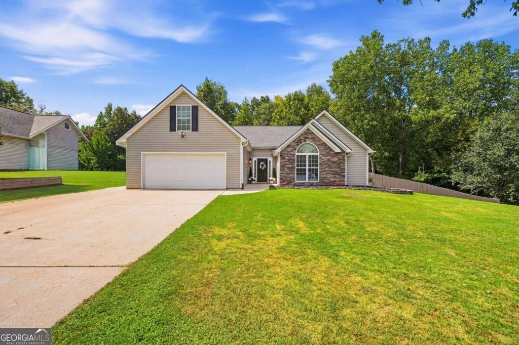Photo of 198 Celestial Run, Winder, GA 30680 (MLS # 10846610)