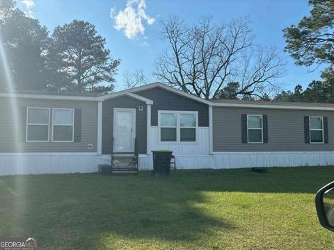 A home in Baxley