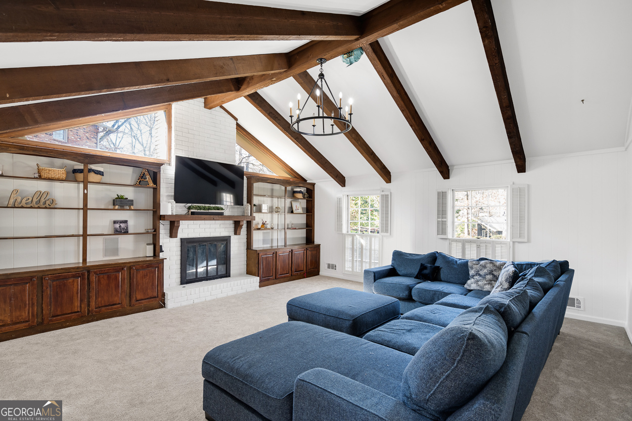 177 Millbrook Farm RD