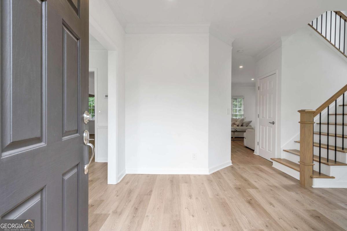 4865 Chesterfield CT