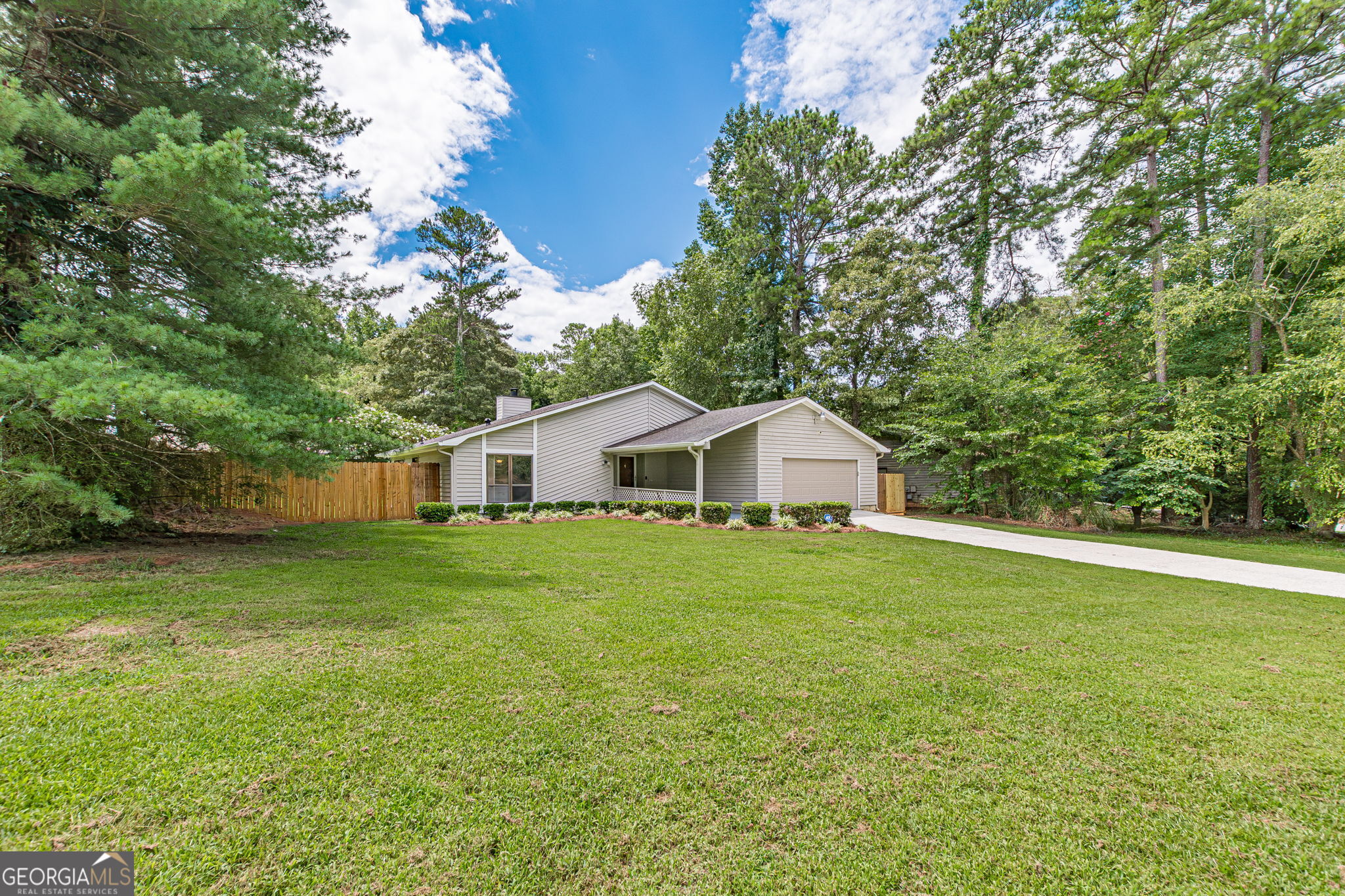 228 Avalon WAY