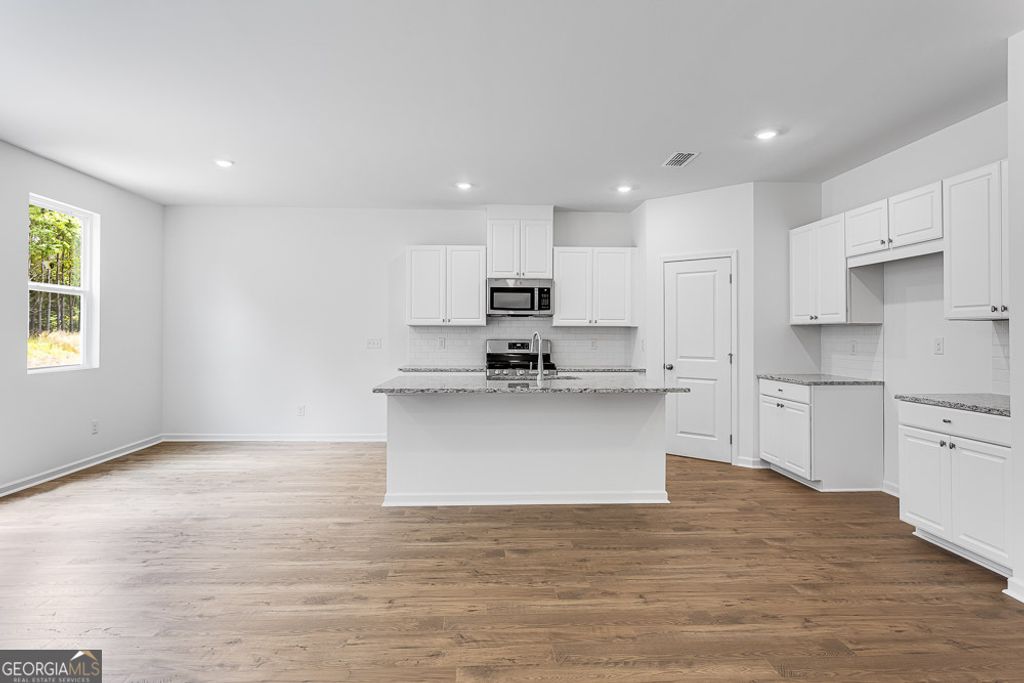 Photo of 207 Groveton Court, Euharlee, GA 30145 (MLS # 10666174)