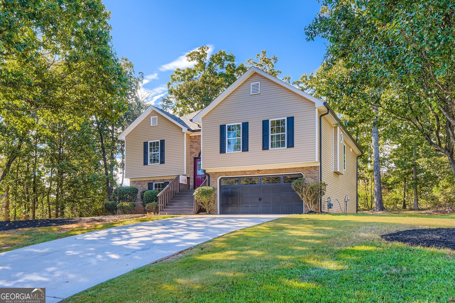 101 Solomon DR