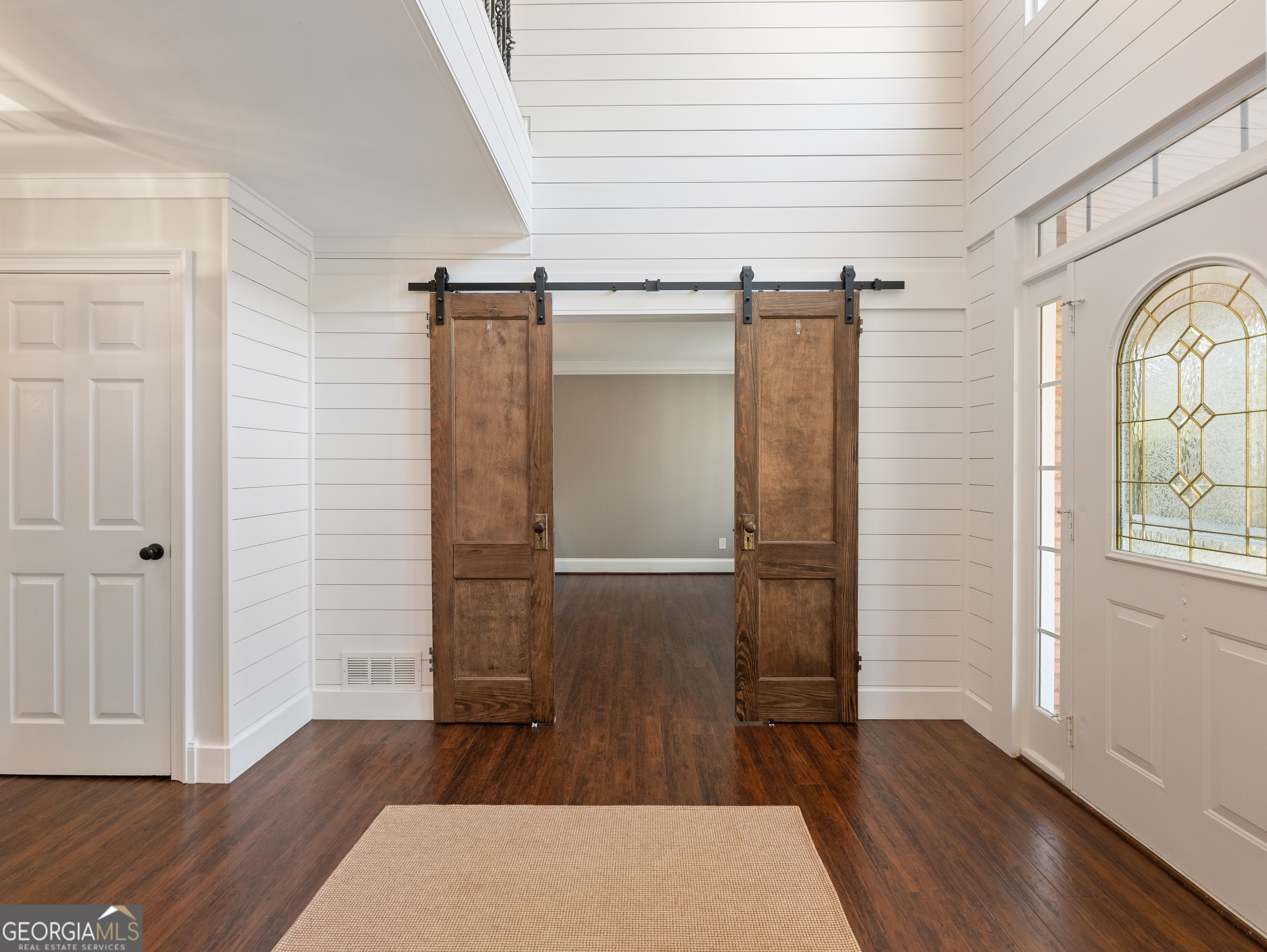 3965 Hamilton View WAY