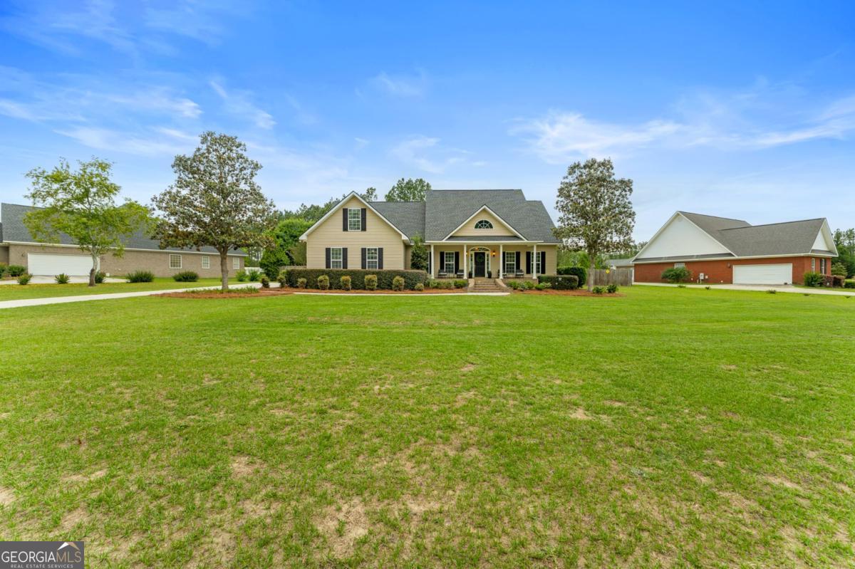 9027 Oakfield DR