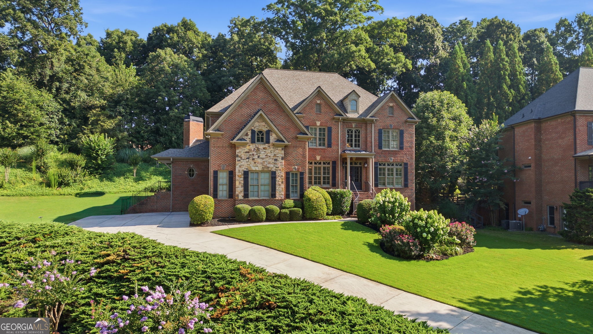 5850 Cool Springs DR