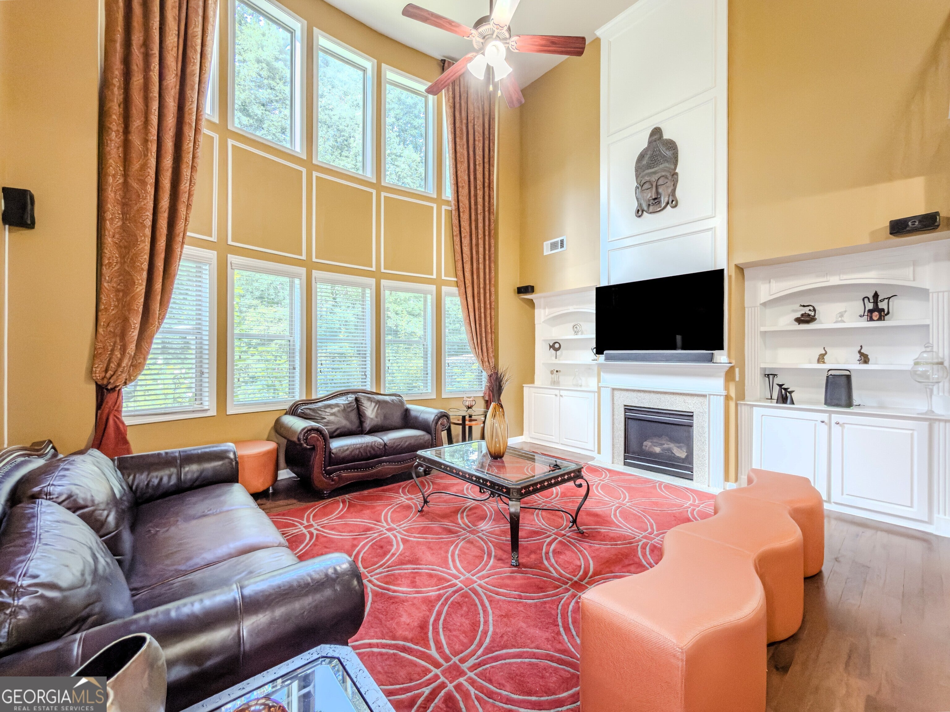 40 Village Green CT SW