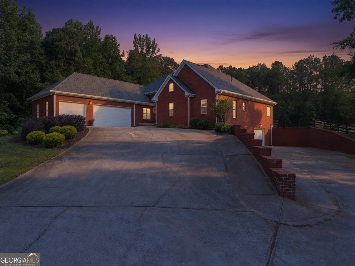 1210 Cedar Grove RD