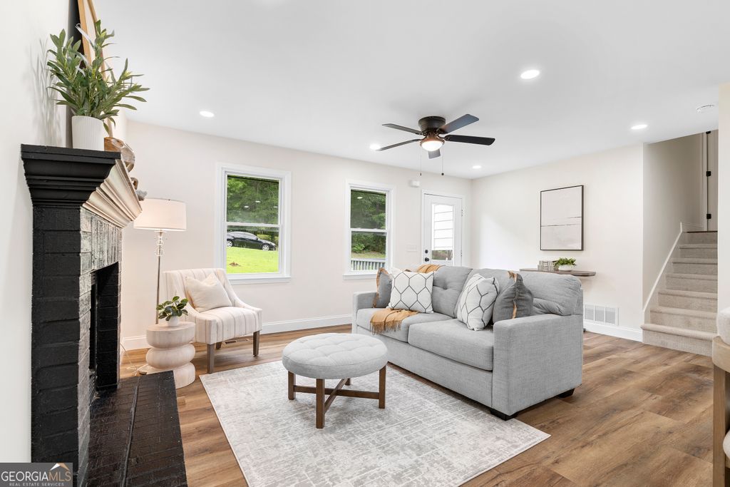 Photo of 195 Beverly Park Court, Newnan, GA 30263 (MLS # 10625252)
