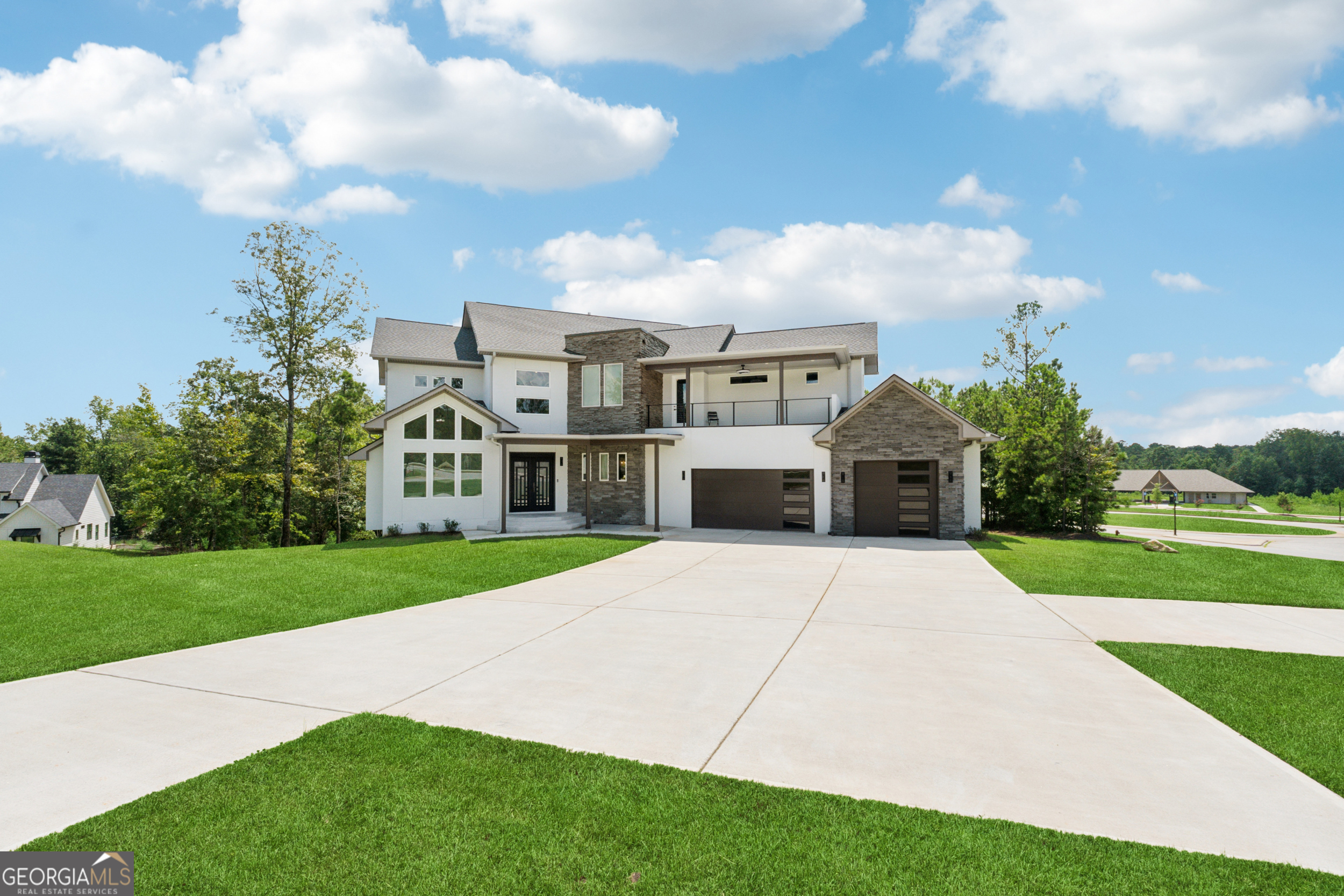 23 Fernbank WAY