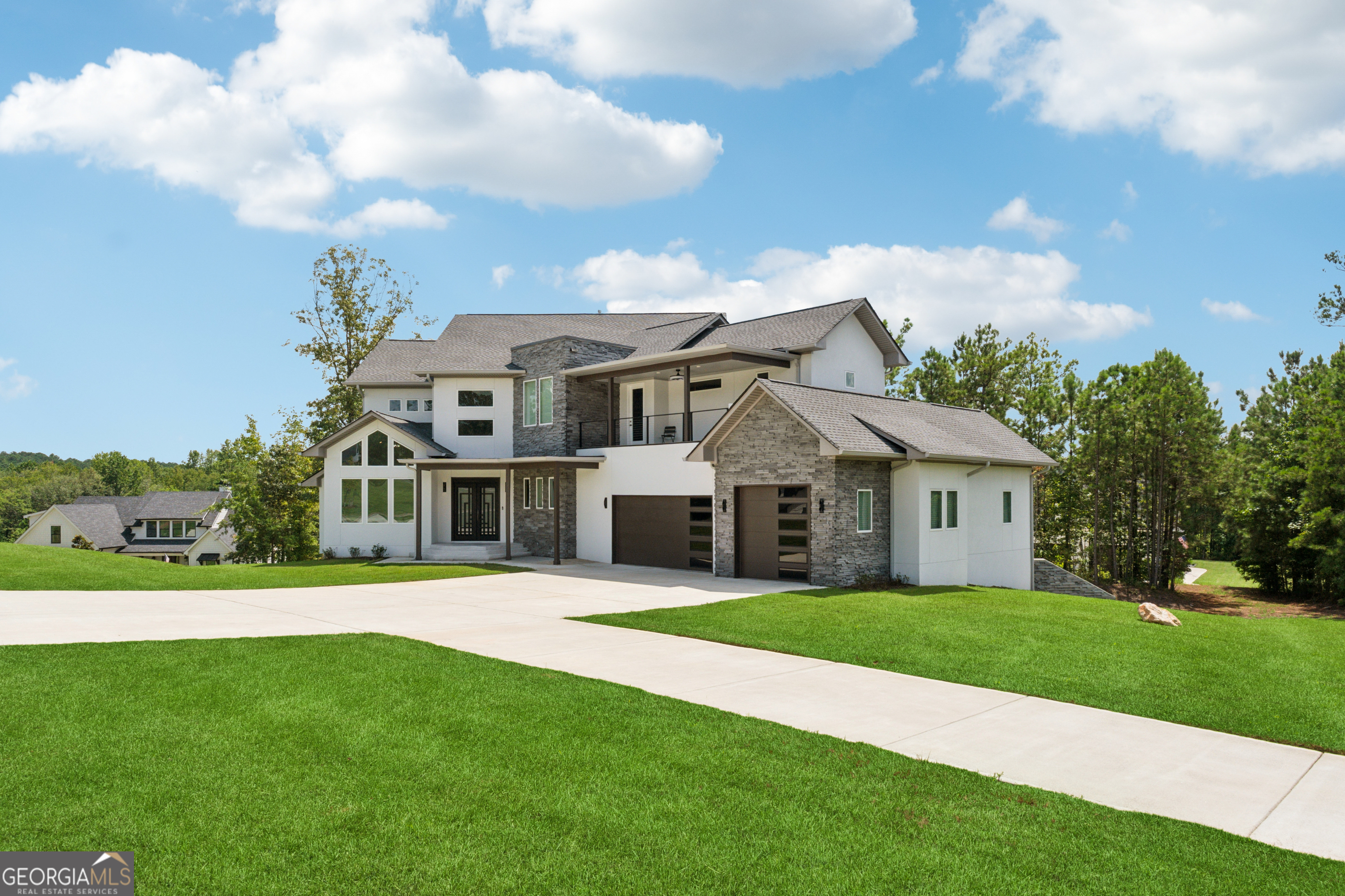23 Fernbank WAY