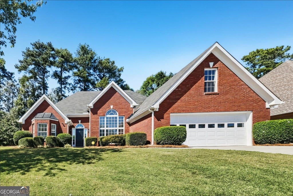 Photo of 429 Blue Creek Lane, Loganville, GA 30052 (MLS # 10854990)