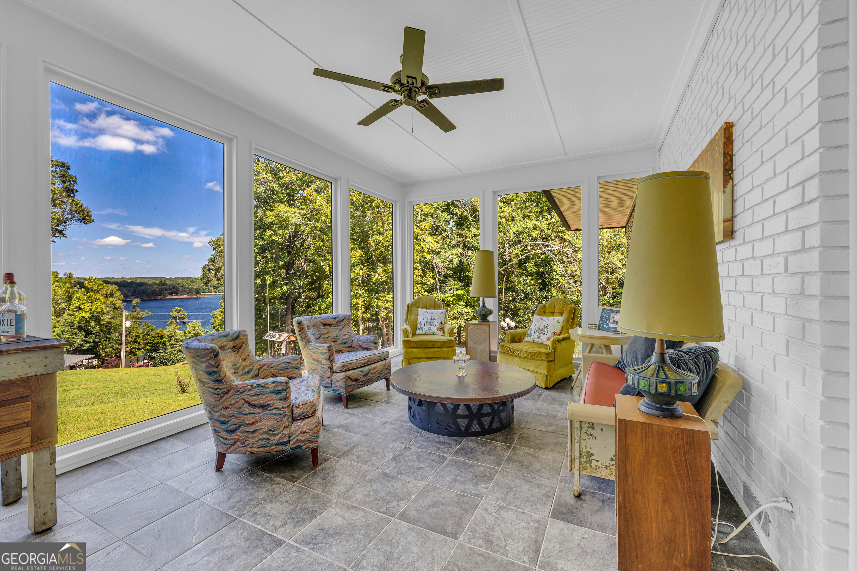 83 Sugar Cane DR