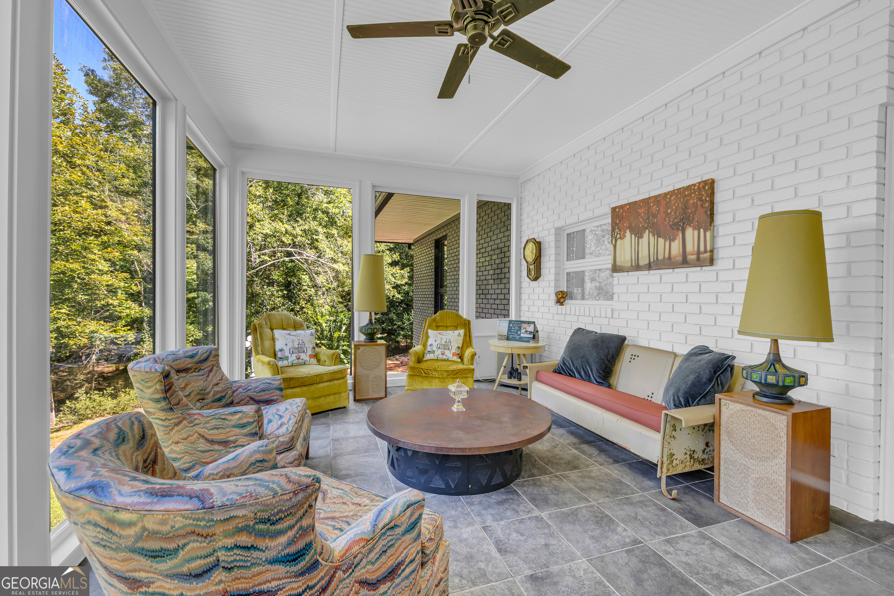 83 Sugar Cane DR