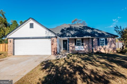 102 Stonemill DR Warner Robins GA 31088