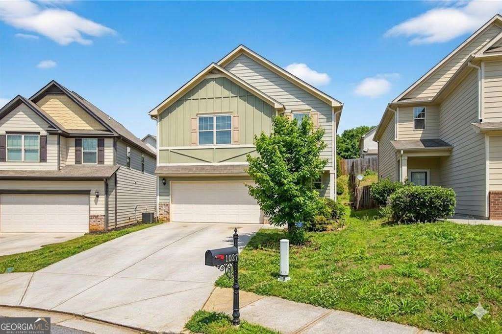 Photo of 1027 Grenier Terrace, Lawrenceville, GA 30045 (MLS # 10760598)