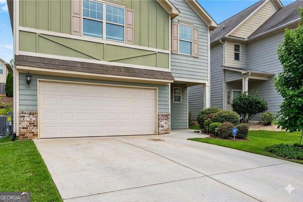 Photo of 1027 Grenier Terrace, Lawrenceville, GA 30045 (MLS # 10760598)