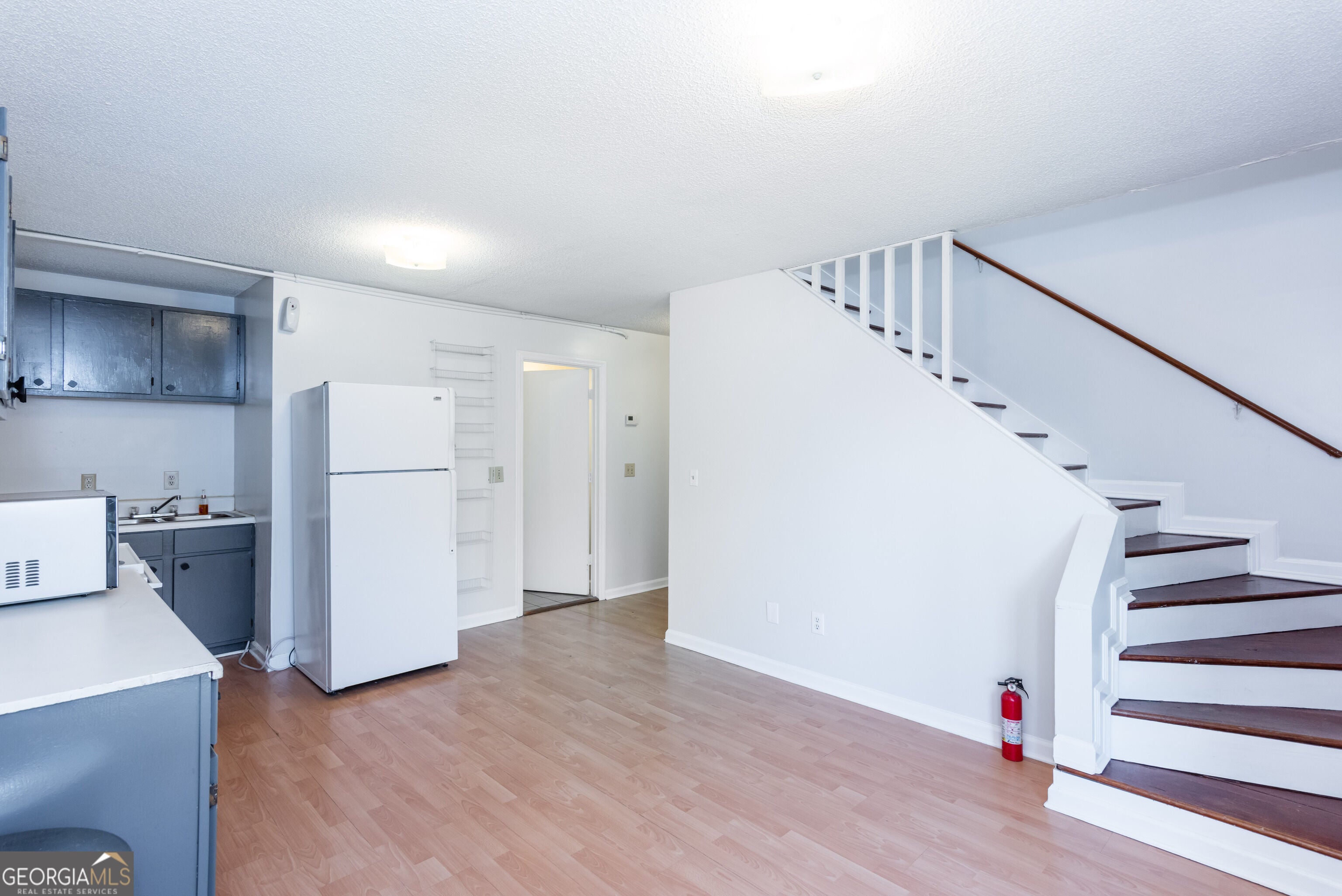 656 Bellemeade AVE NW B