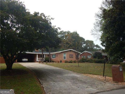 3111 Edgewater DR Gainesville GA 30501