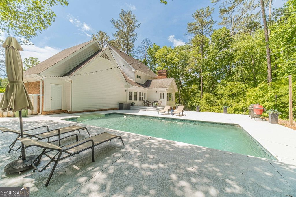 Photo of 816 McDaniel Street, Monroe, GA 30655 (MLS # 10755368)