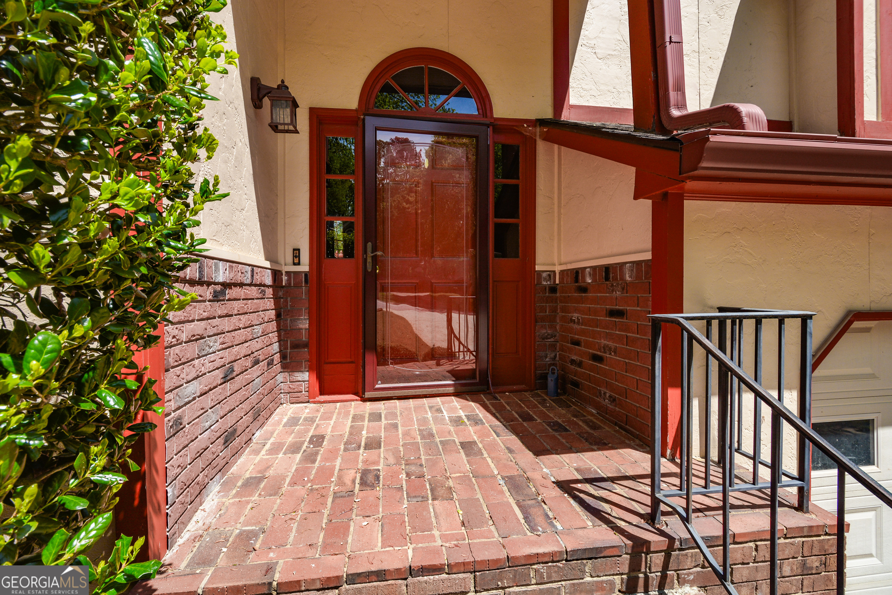 2261 Byron CT SW