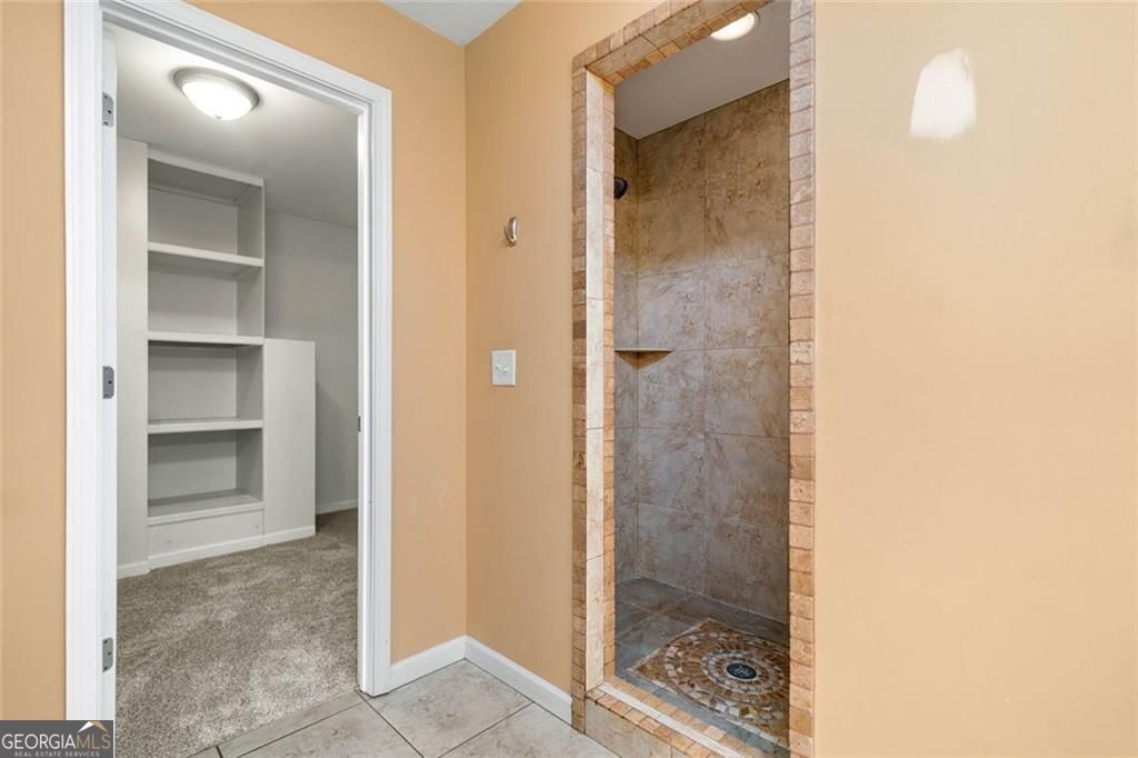 OAKWIND - Residential