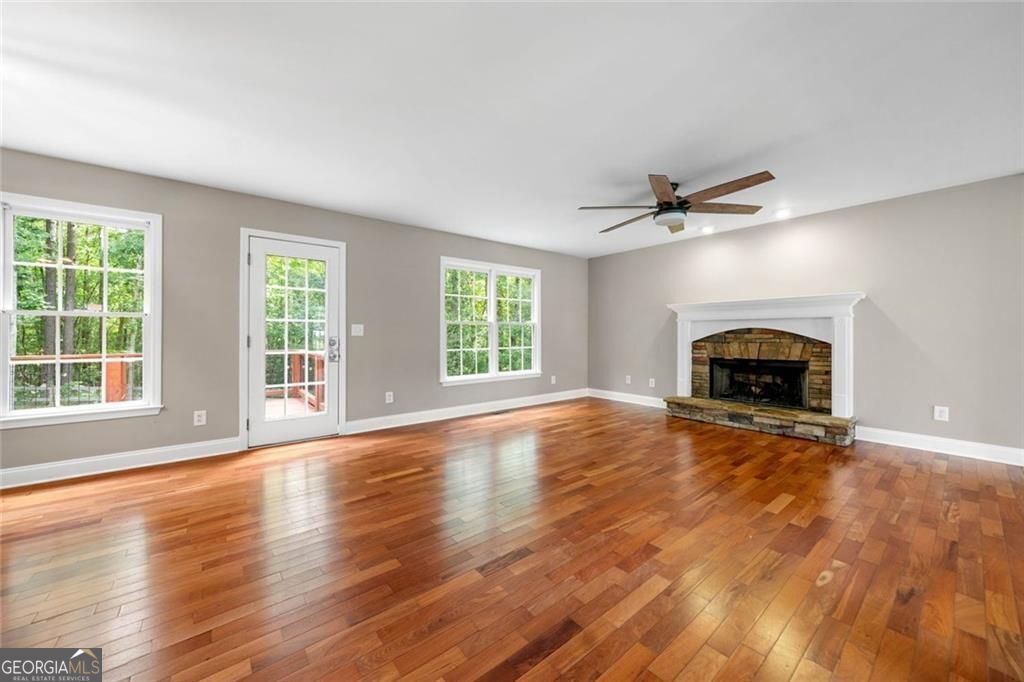 OAKWIND - Residential