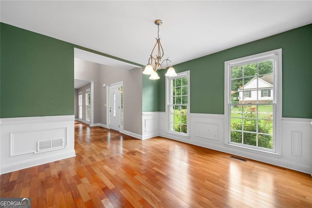 OAKWIND - Residential