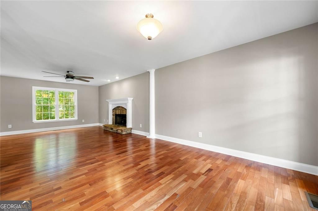 OAKWIND - Residential