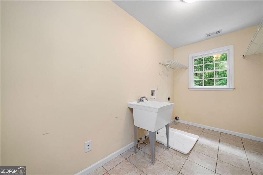 OAKWIND - Residential