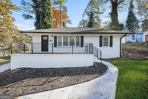 Photo of 1864 SHADYDALE Ave, Atlanta, GA 30315 (MLS # 10644422)