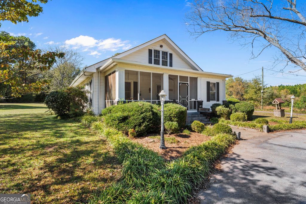 Photo of 1465 N McDonough Rd, Griffin, GA 30223 (MLS # 10680420)