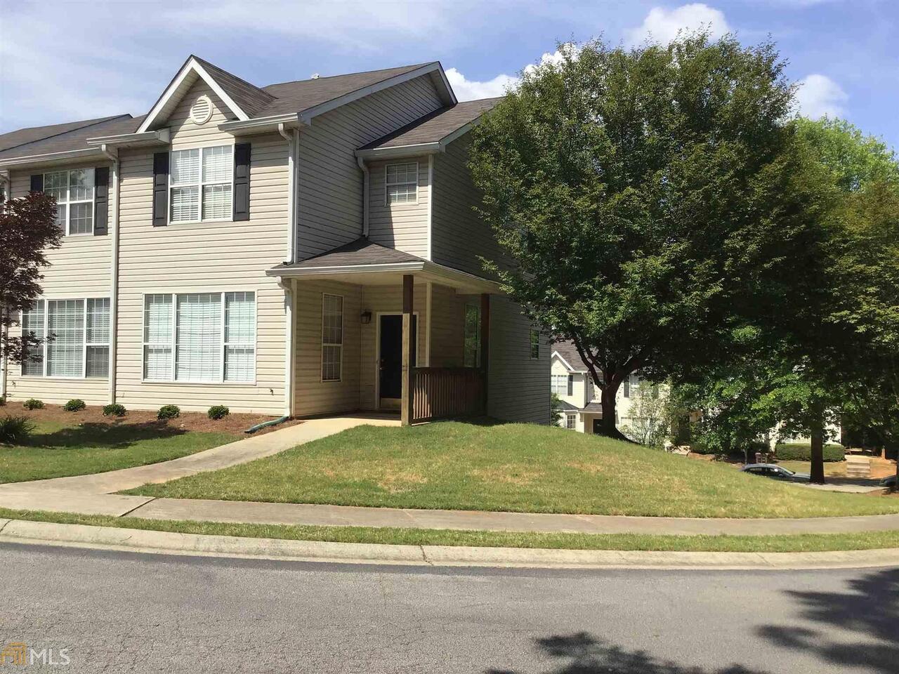 Some Exterior maintenance and landscaping are included in HOA dues. Move-in Ready Townhome in top-rated Northgate High School district. Well maintained end unit. Spacious kitchen with breakfast bar. Master bedroom has ceiling fan & walk-in closet. Private master bath w/vanity and shower/tub. Minutes to I-85, Ashley Park and CCTA. 1 car garage with a new garage door opener. New water heater. Closing shall be with Mann & Wooldridge PC, Newnan. One year 2-10 home warranty with Full price offer. Please note that new owner will need to be an owner occupant. Rental might be allowed but HOA approval is required. There might be a waiting list for rental approval.