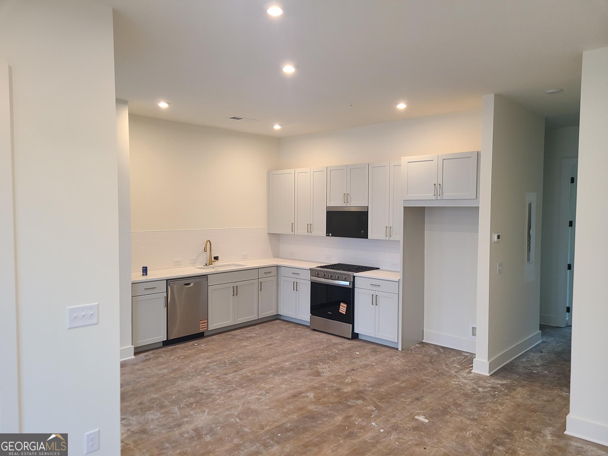 924 Hughley Circle 84