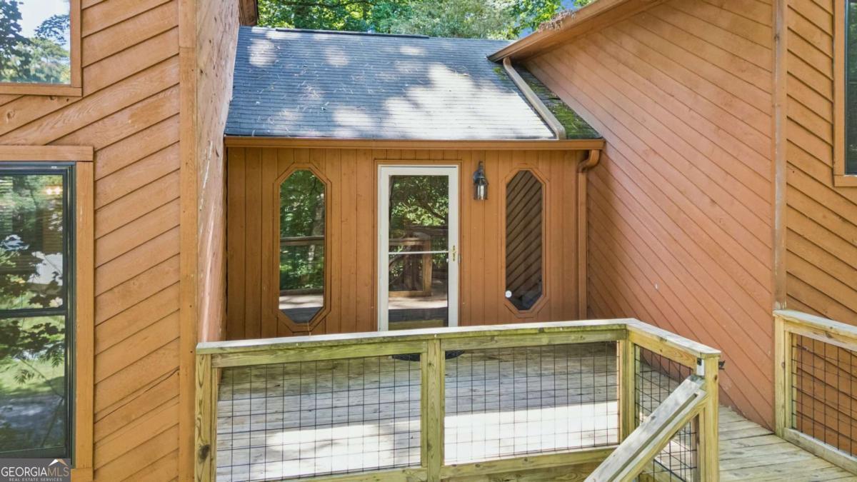 3311 Dogwood LN